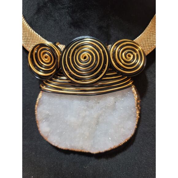 Women's Statement Gold Mesh Necklace With Spiral Wire Design And Druzy Stone - Picture 3 of 8